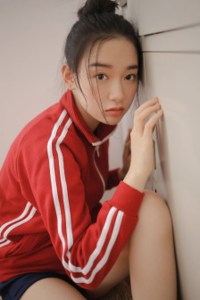 漂亮阿的性教育2在线观看